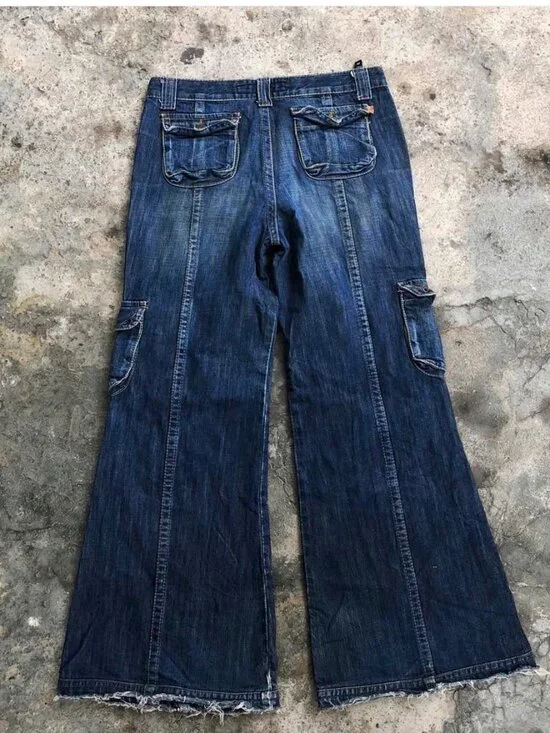Y2K Distressed Flare Cargo Jeans - Picture 4 of 4